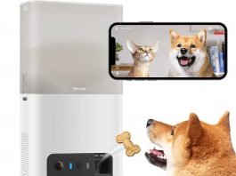 "pet camera treat dispensers"